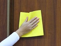 два уплотнителя по всему периметру двери два уплотнителя по всему периметру двери