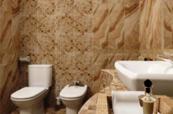 Плитка для ванной и туалета разного размера в одном варианте отделки